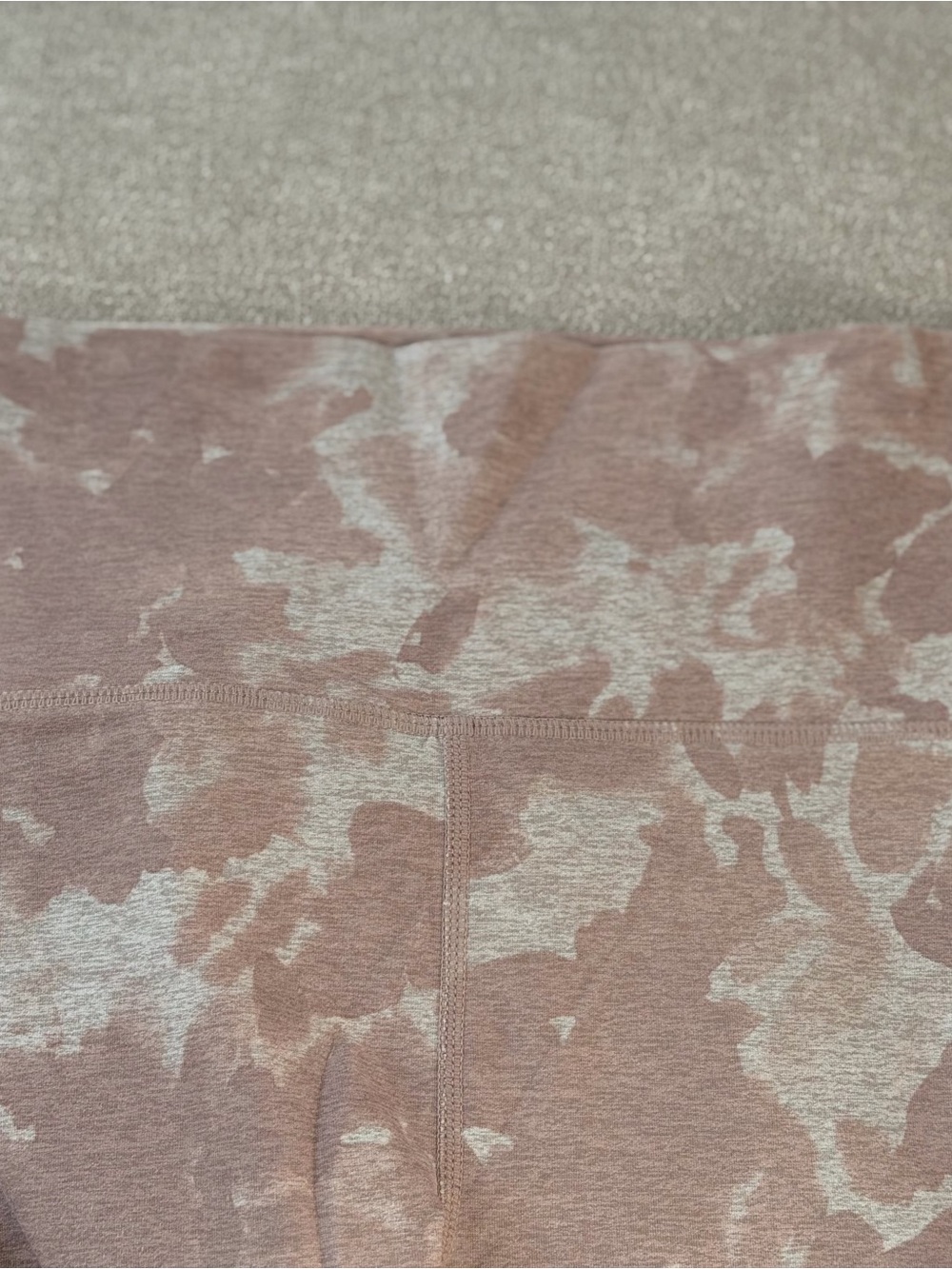 Vuori Mauve & Light Pink Tie-Dye High-Rise Leggings - Picture 6 of 7